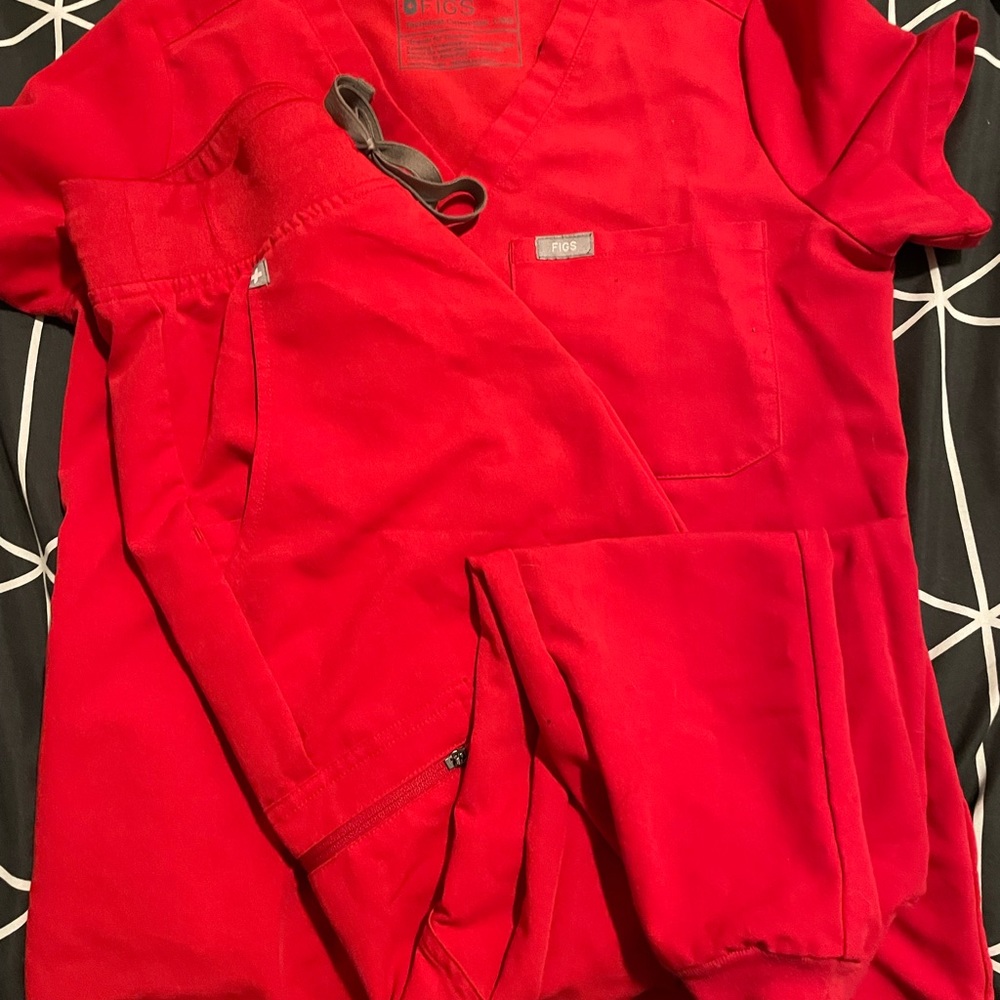 Red figs set